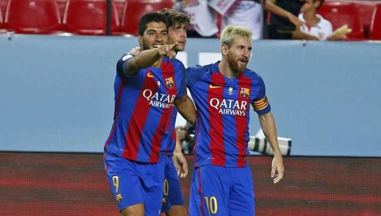 Luis Suárez y Leo Messi quieren guiar el triunfo del Barcelona. (Foto Prensa Libre: Twitter)