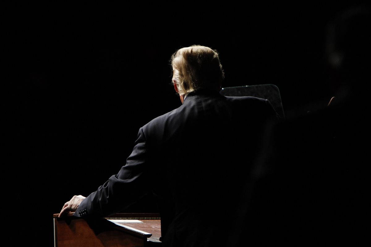 El republicano Donald Trump habla al público durante un reciente acto de campaña. (Foto Prensa Libre: AFP).