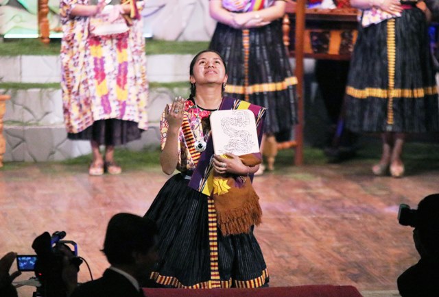 Eva Chaclán Mazariegos, es la nueva Hija del pueblo de Xelajú, en k’iche. (Foto Prensa Libre: Carlos Ventura)