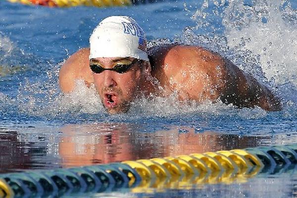 Michael Phelps ocupó la segunda posición en su regreso a las competiciones de natación. (Foto Prensa Libre: AP).<br _mce_bogus="1"/>