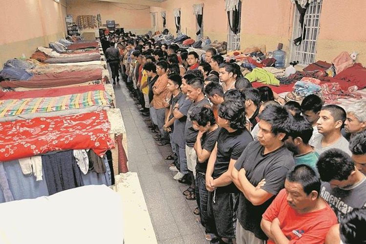 La iniciativa de ley de aceptación de cargos busca descongestionar las cárceles en el país. (Foto Prensa Libre: Hemeroteca PL)