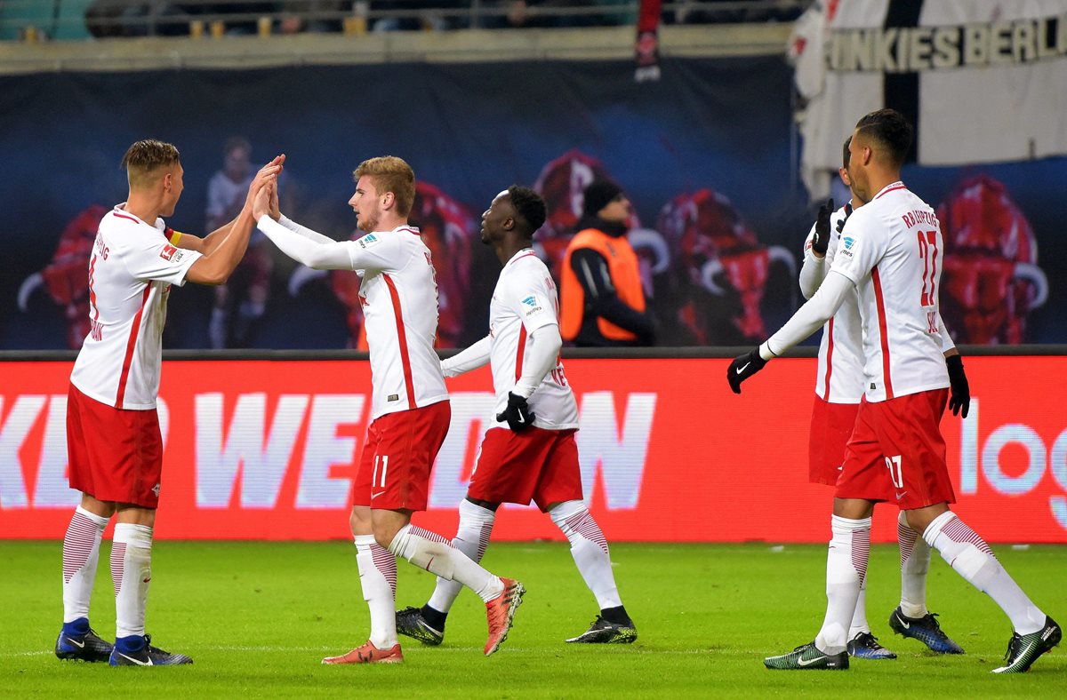 El Leipzig es el equipo sensación de la Bundesliga y en su momento de ensueño. (Foto Prensa Libre: EFE)