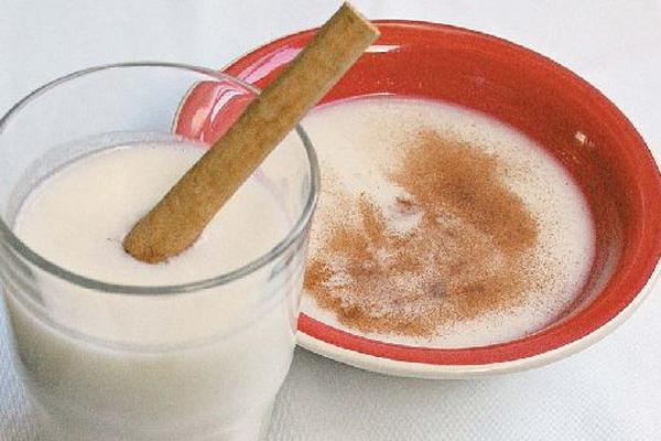 Arroz en leche, bebida guatemalteca. (Foto Prensa Libre: Hilda Rodas)<br _mce_bogus="1"/>