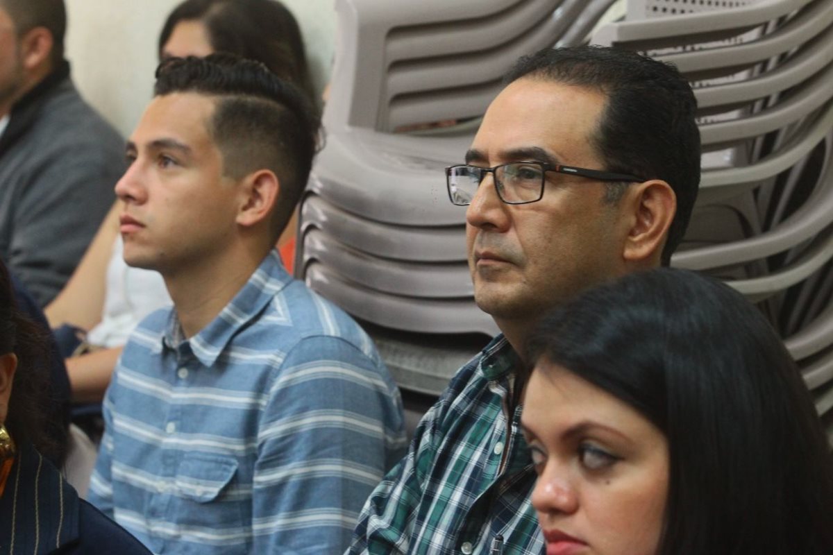 José Manuel Morales y Samuel Morales iniciarán juicio el 30 de agosto por delitos de fraude y lavado de dinero. (Foto Prensa Libre: Álvaro Interiano)