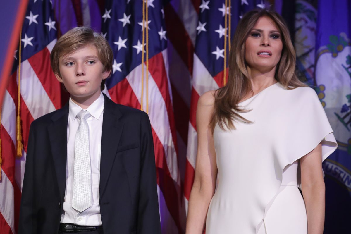 Melania y su hijo, Barron, no planean mudarse a la Casa Blanca por