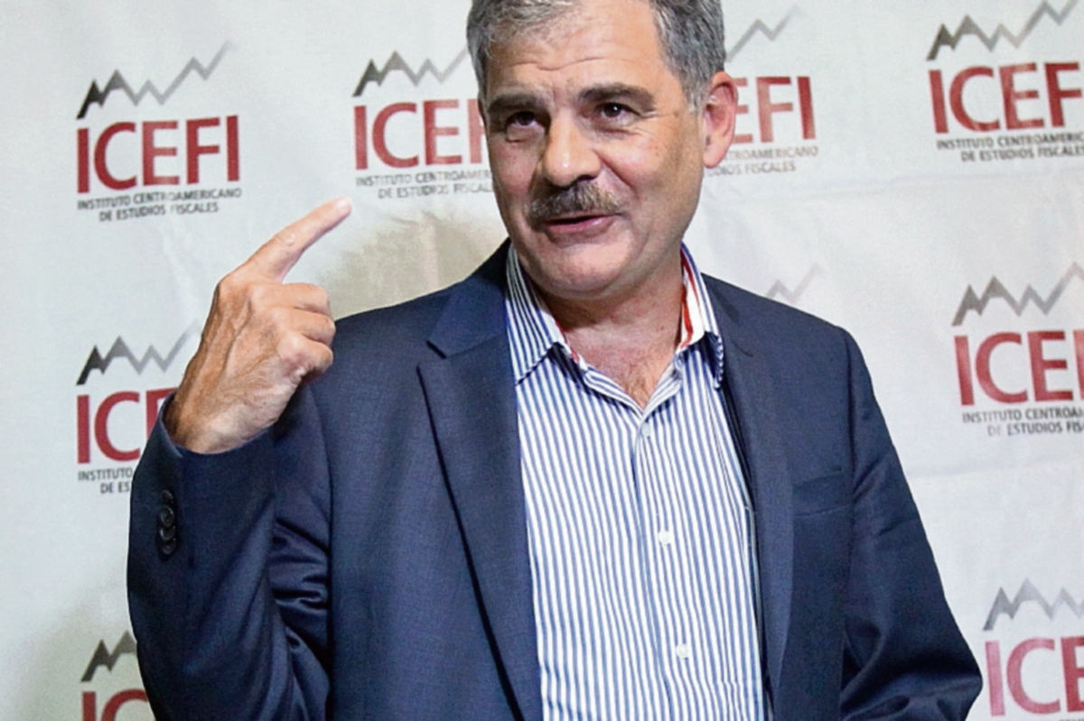 el Icefi criticó la semana última al Gobierno por el caso SAT y ahora presentará propuestas de solución. (Foto Prensa Libre: ESBIN GARCIA)