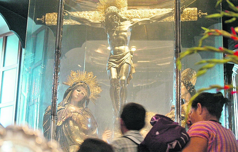 La imagen del Señor de Esquipulas tiene miles de fieles que lo visitan cada 15 de enero. (Foto Prensa Libre: Hemeroteca PL)