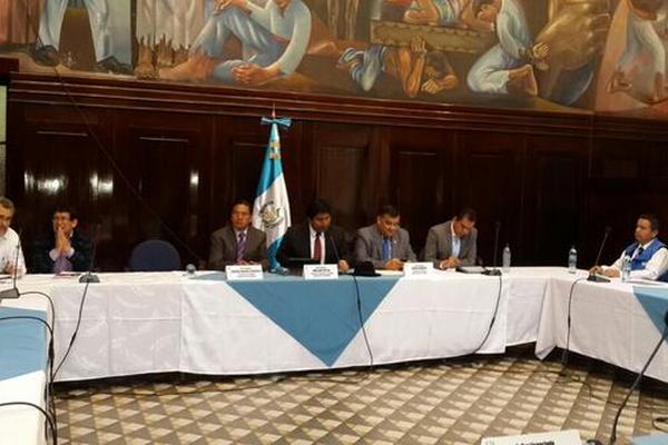 Representantes del Renap no acudieron a la citación. (Foto Prensa Libre: Alex Rojas)