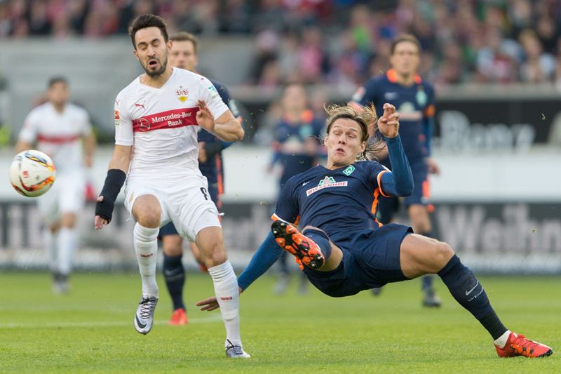 El empate no le sirvió a ninguno de los dos equipos. (Foto Prensa Libre: AFP)