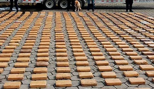 Cocaína incautada en Colombia. (Foto Prensa Libre: EFE)