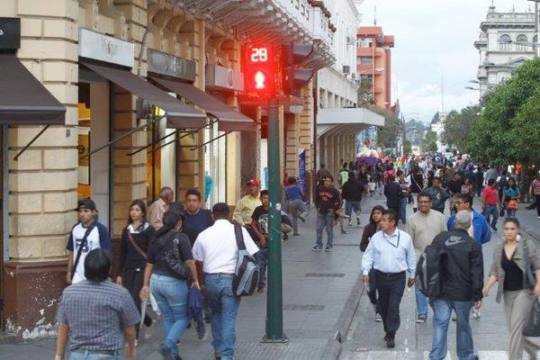 La sexta avenida, será uno de los escenarios para las actividades del XVII Festival del Centro Histórico de la capital de Guatemala. (Foto Prensa Libre: Archivo)