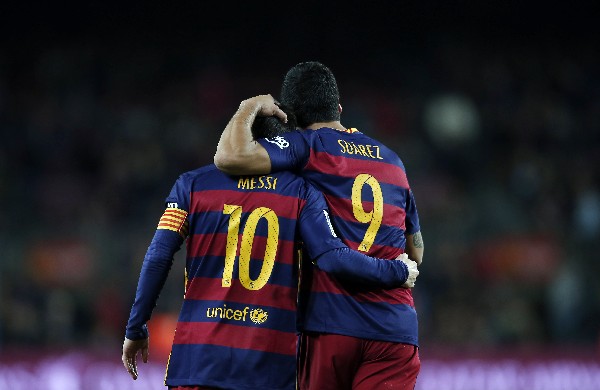 Messi y Suárez fueron figuras una vez más. (Foto Prensa Libre: AP)