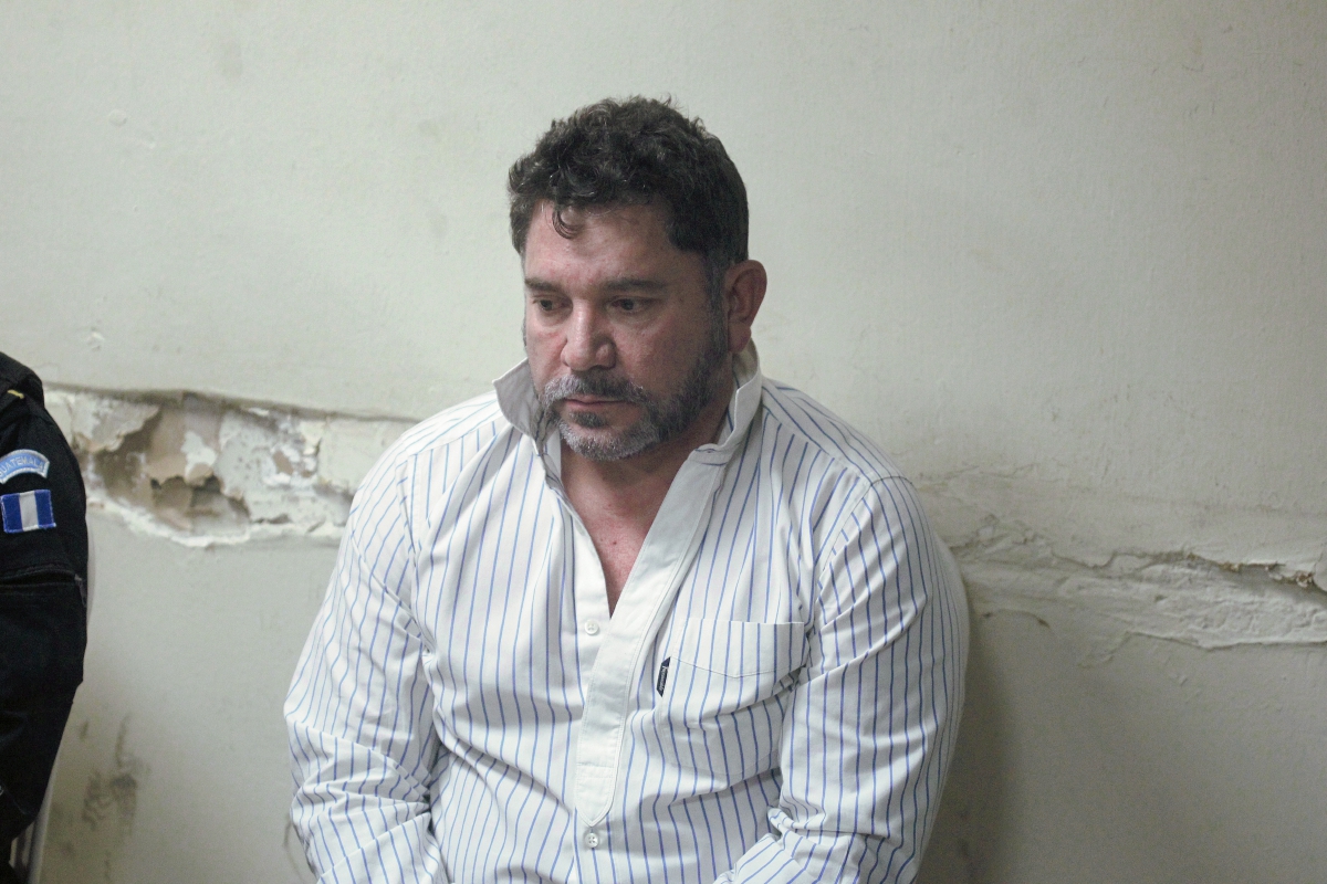 Jose René Fuentes Perdomo, supuesto jefe de la estructura denominada Agua Miel, señalada de dedicarse al contrabando de azúcar desde Honduras desde enero del 2013 hasta el 5 de marzo pasado.