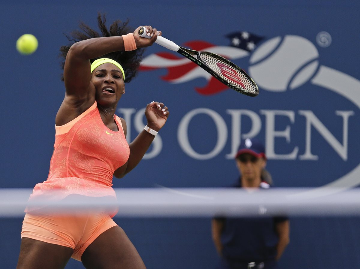 Serena Williams se enfrentará a su hermana Venus Williams. (Foto Prensa Libre: AFP)