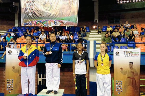 Cheili González destacó en El Salvador y dominó su categoría. (Foto Prensa Libre: Cheili González).