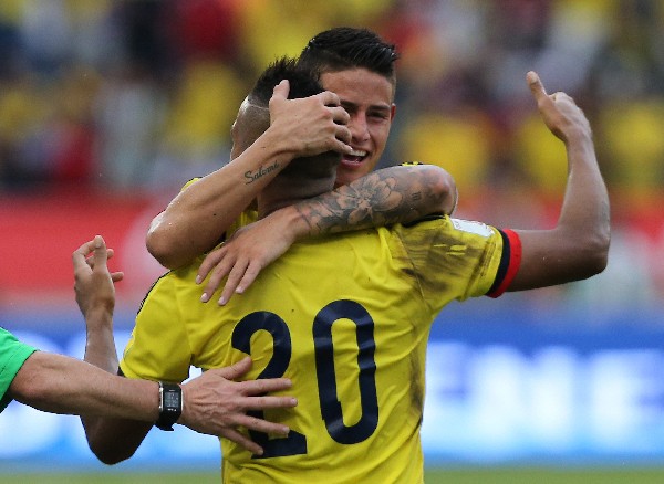 James Rodríguez fue la gran figura para que Colombia venciera a Venezuela, en Barranquilla. (Foto Prensa Libre: AP)