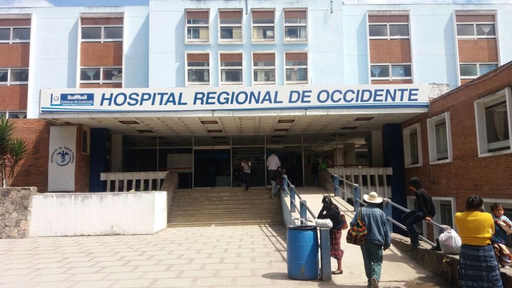 Hospital Regional de Occidente, en Xela, donde se registró el deceso del niño. (Foto Prensa Libre: María José Longo).