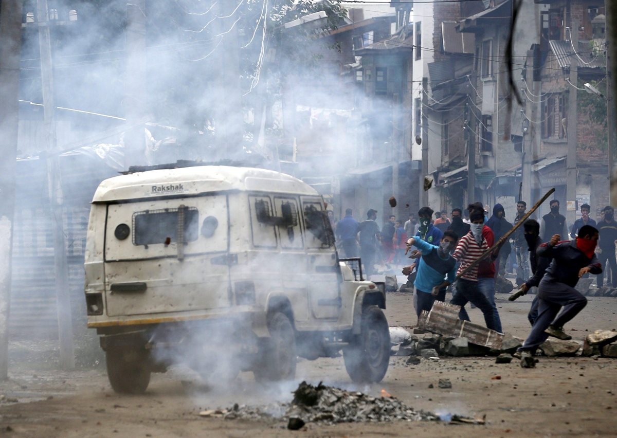 Cachemira india sufre una serie de ataques y violentas protestas. (Foto Prensa Libre: EFE)