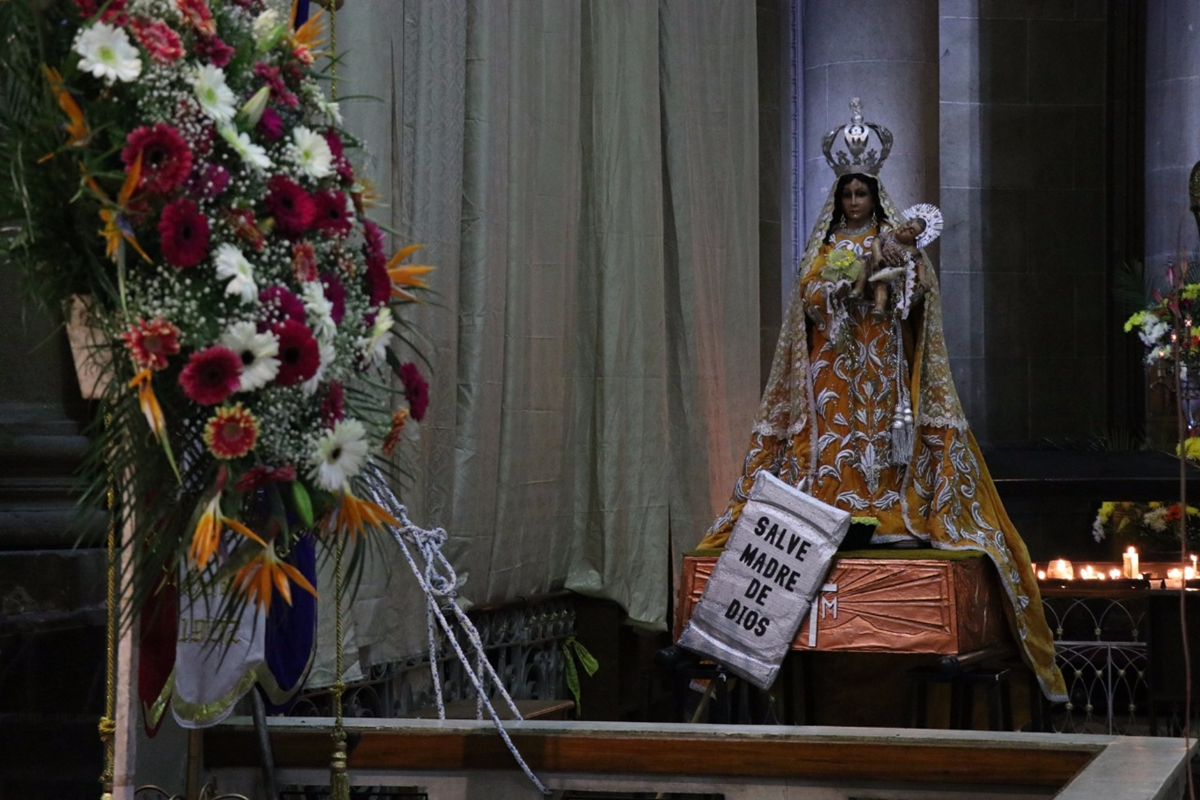 La réplica de la Virgen del Rosario estará en Xela hasta el 3 de diciembre, luego retornará a la capital. (Foto Prensa Libre: María José Longo)