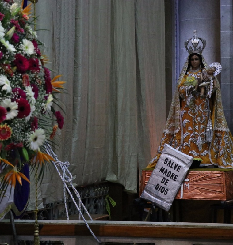 La réplica de la Virgen del Rosario estará en Xela hasta el 3 de diciembre, luego retornará a la capital. (Foto Prensa Libre: María José Longo)