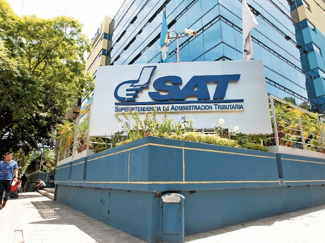 La SAT cerró el 2017 con una brecha de recaudación de Q1 mil 286 millones. (Foto Prensa Libre: Álvaro Interiano)