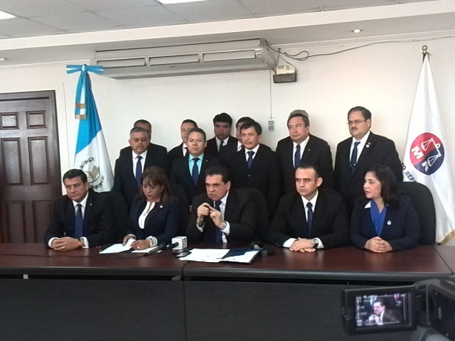 Unos 15 diputados en el Congreso forman parte del nuevo bloque político Movimmiento Reformador. (Foto Prensa Libre: Estuardo Paredes)