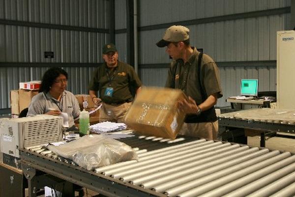 Baja demanda de transporte aéreo de documentos, según estadísticas del INE. (Foto Prensa Libre: Hemeroteca PL)