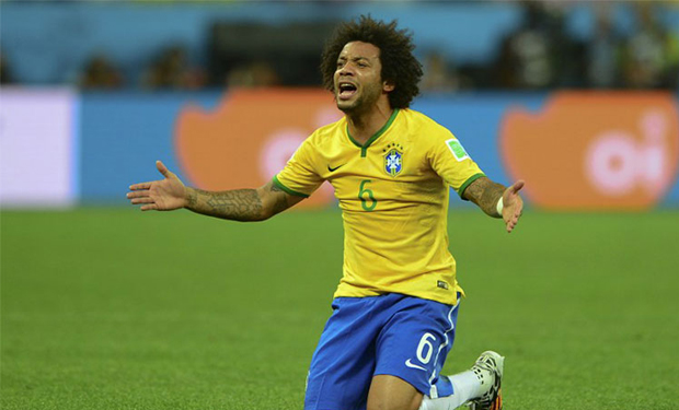 Marcelo ha quedado fuera de la lista preliminar de Dunga, para disputar la Copa América Centenario con Brasil. (Foto Prensa Libre: EFE)