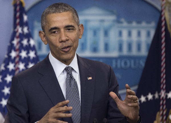 Obama alerta de “brecha”  en acceso a pañales en mensaje por Día de la Madre
