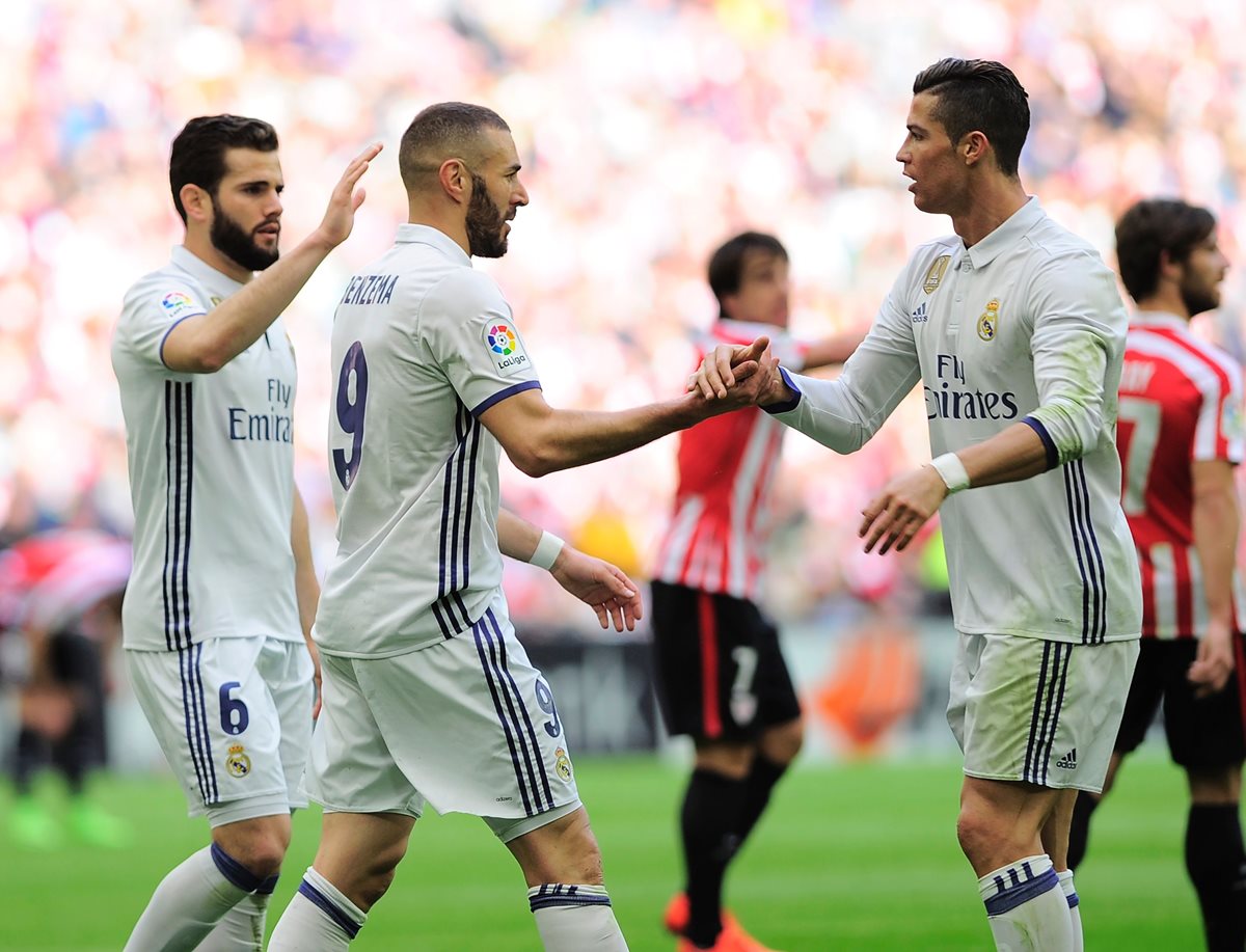 El Real Madrid se afianzó al liderato con un partido menos en la Liga. (Foto Prensa Libre: AFP)