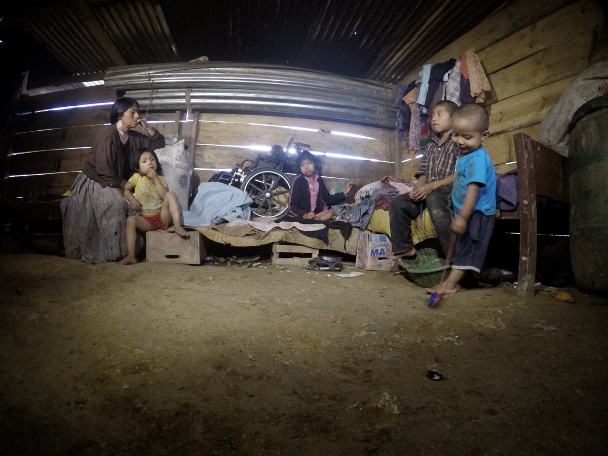 Reducir la desnutrición crónica en 10 puntos porcentuales es una promesa que también hizo el gobierno del Partido Patriota, pero quedó lejos de lograrse. (Foto Prensa Libre: Hemeroteca PL)