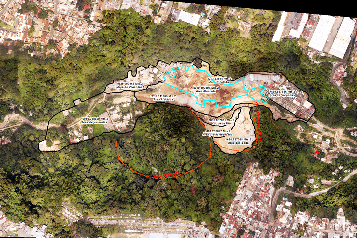 Imagen de satélite muestra en color naranja el área de riesgo en El Cambray 2, luego del derrumbe.  (Foto Prensa Libre:CEMEC-CONAP-NETCORE y NASA)