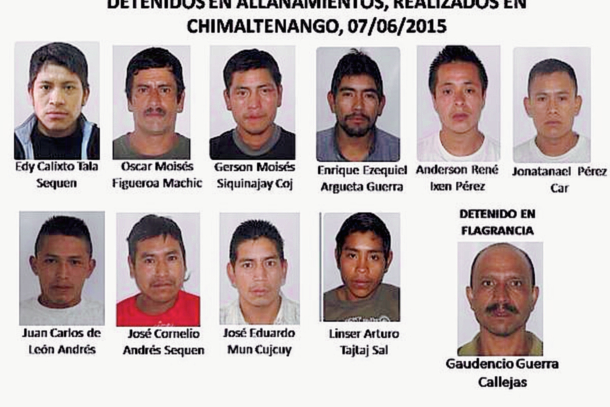 Siete de los 11 capturados el domingo último en varios allanamientos en Chimaltenango presentaron su primera declaración en el Juzgado de Primera Instancia local. (Foto Prensa Libre: PNC)