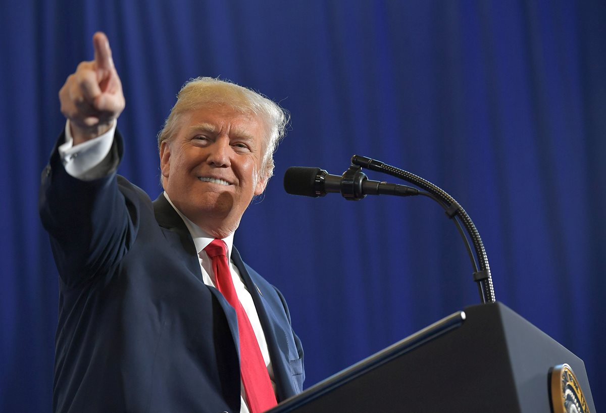 Donald Trump habla sobre la crisis de los opiáceos. (Foto Prensa Libre:AFP).