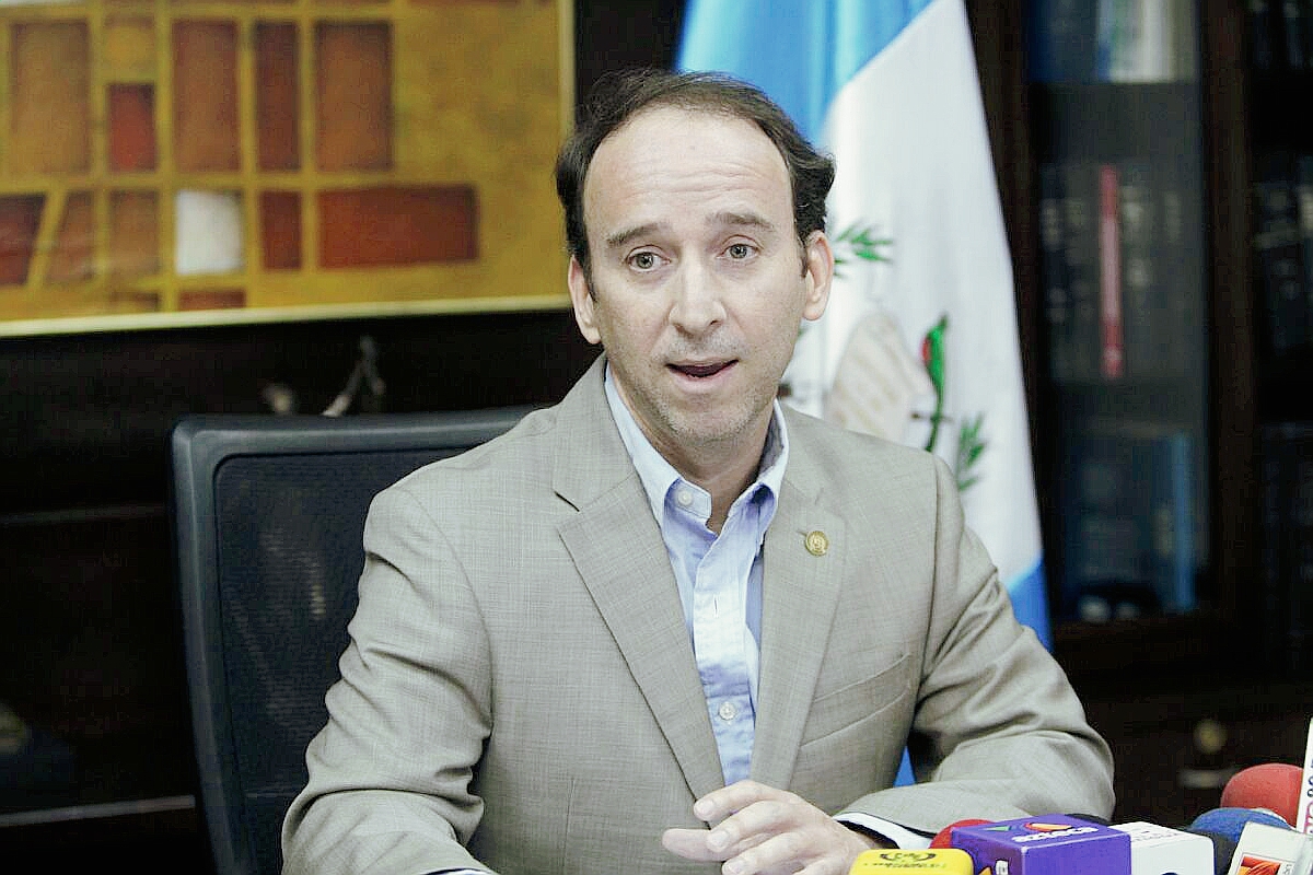 El procurador dijo que agotará los recursos para que no se dé vida a la Fundación contra el Terrorismo Mediático. (Foto Prensa Libre: É Ávila).