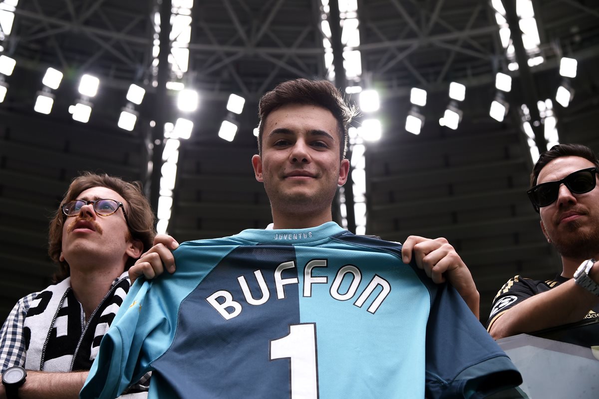 Buffón es un ídolo no solo para la afición de la Juventus, también para muchos seguidores de otros clubes alrededor de todo el mundo. (Foto Prensa Libre: AFP)