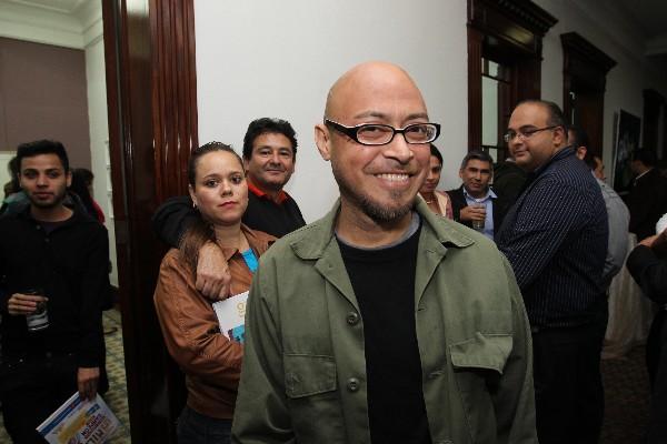 Edgar Andaverde, artista visual. (Foto Prensa Libre: Edwin Castro)