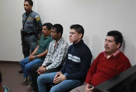 Cuatro hombres son procesados por el cuádruple asesinato del caso en la colonia Quinta Samayoa. (Foto Prensa Libre: Archivo)