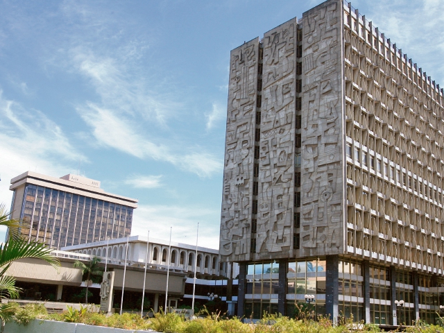 El Banco de Guatemala espera que a finales de este año las remesas familiares sumen US$7 mil 039 millones. (Foto Prensa Libre: César Quiñonez/Hemeroteca)