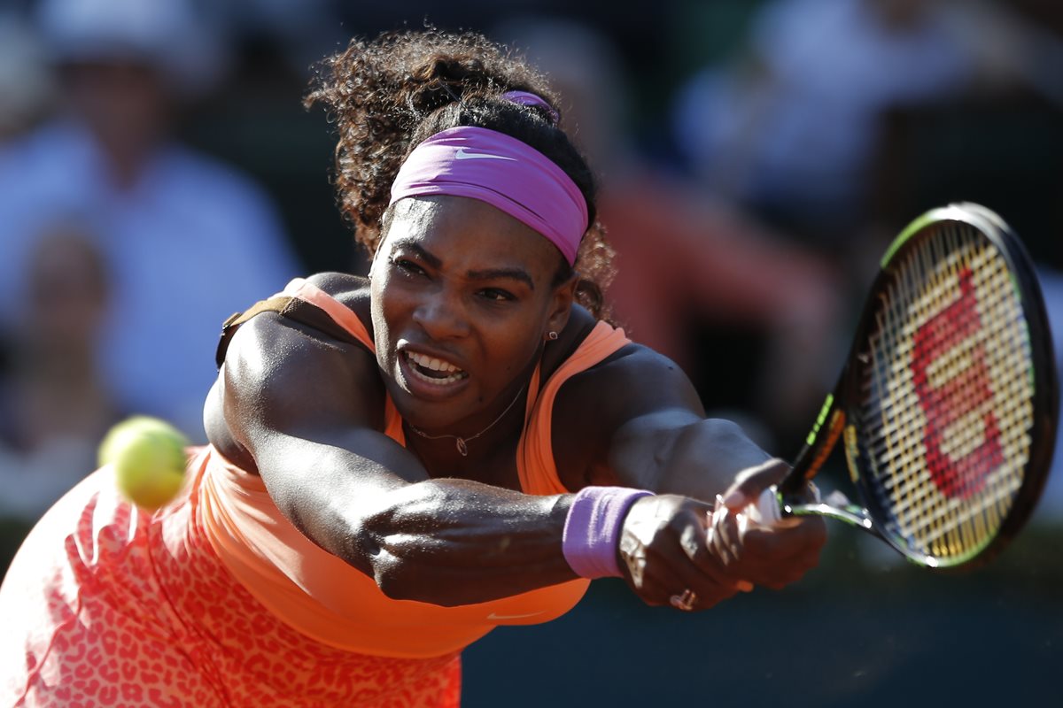 La tenista estadounidense Serena Williams fue elegida junto a Usaint Bolt, deportistas del año 2015. (Foto Prensa Libre: AP).