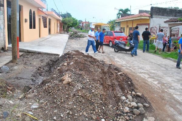 Construcción de alcantarillado está detenida porque el Gobierno  redujo   aporte a comunas.