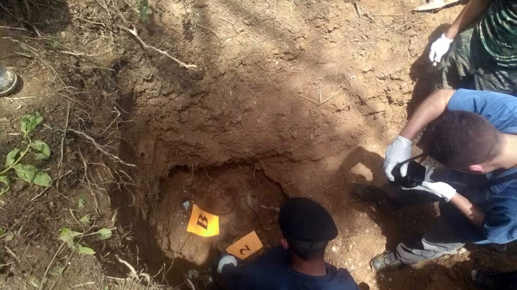 Lugar donde ocurrió el hallazgo de los restos humanos en Barillas, Huehuetenango. (Foto Prensa Libre: PNC).