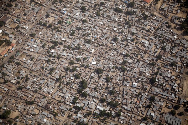 Una vista aérea de Maiduguri, Nigeria. Maiduguri fue una vez fortaleza deBoko Haram. (Foto Prensa Libre: AFP)