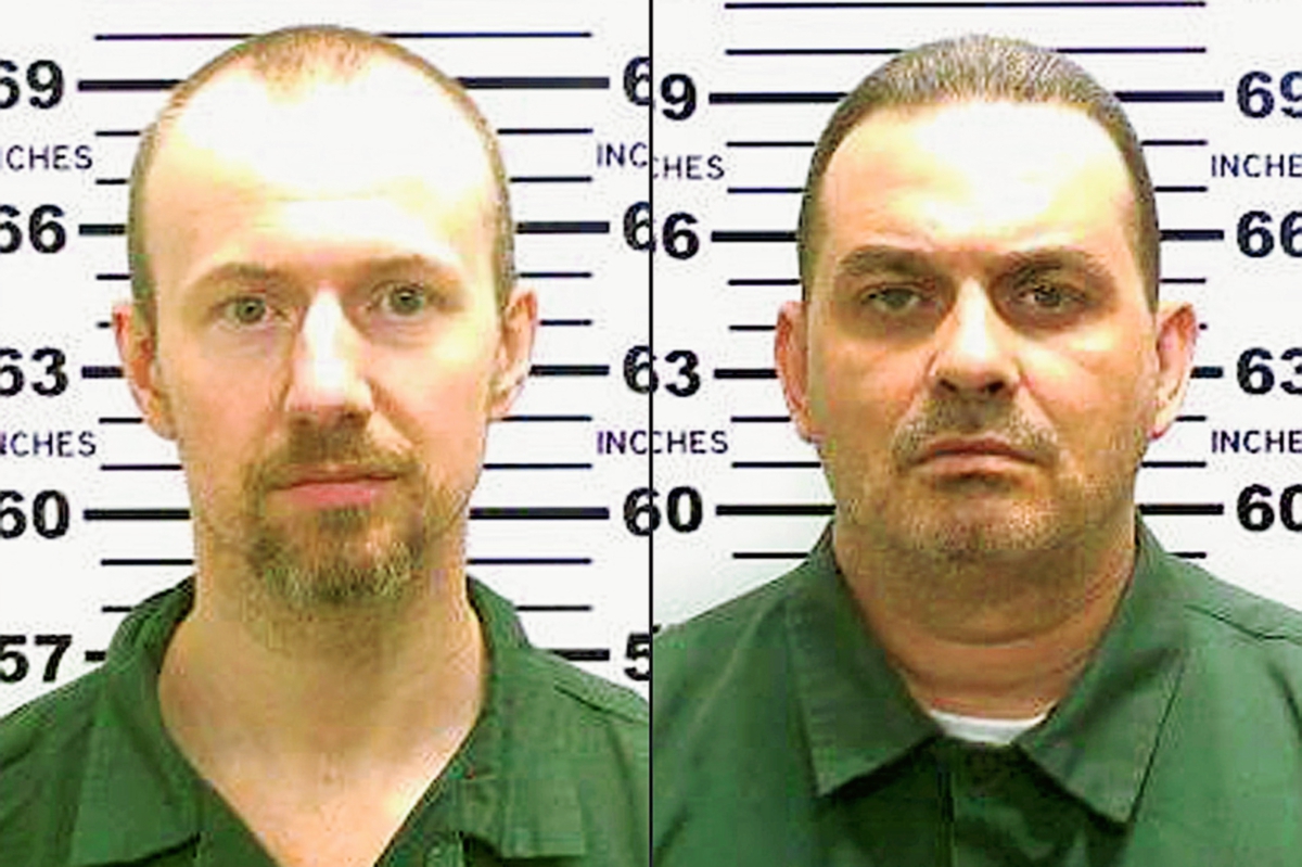 David Sweat (izquierda), y Richard Matt (derecha), los reos que se fugaron de la correccional Clinton en Nueva York, las fotografías fueron distribuidas por la Policía. (Foto Prensa Libre: AP).