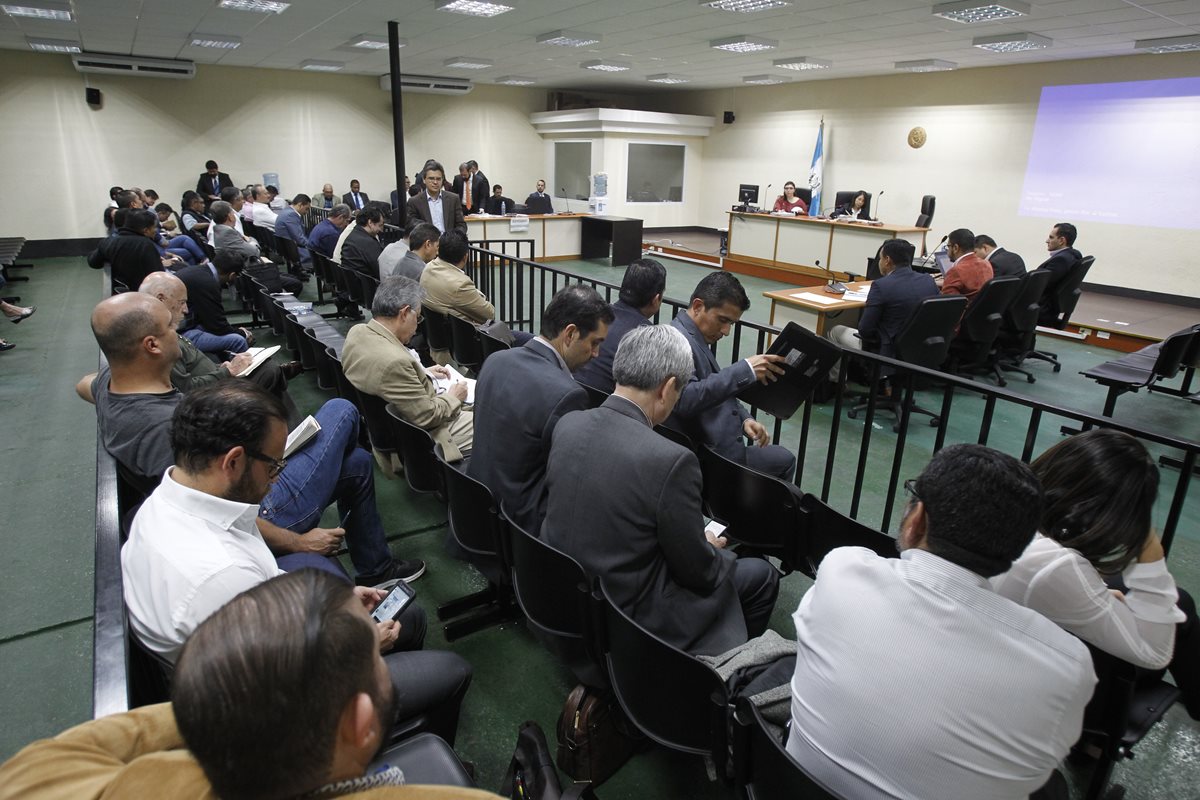 Sindicados en el caso Construcción y Corrupción durante la audiencia de primera declaración el pasado viernes 25 de agosto. (Foto Prensa Libre: Hemeroteca PL)