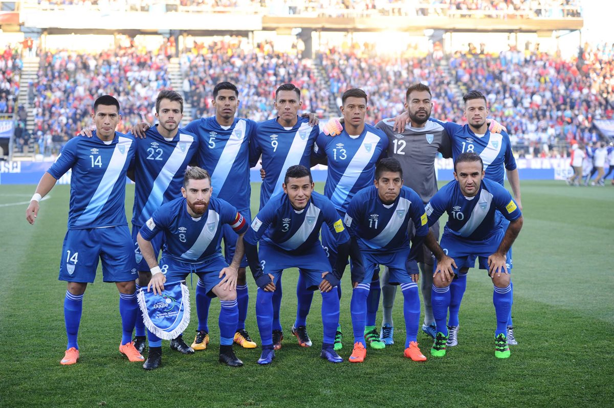 La Selección Nacional ascendió 6 puestos en la clasificación general de la Fifa luego de ganar y perder contra Estados Unidos. (Foto Prensa Libre: Hemeroteca)