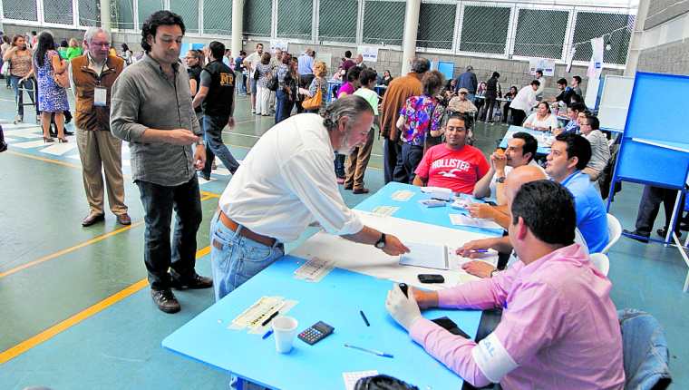 El presente proceso electoral marca nuevas reglas para los partidos políticos. (Foto Prensa Libre: Hemeroteca PL)