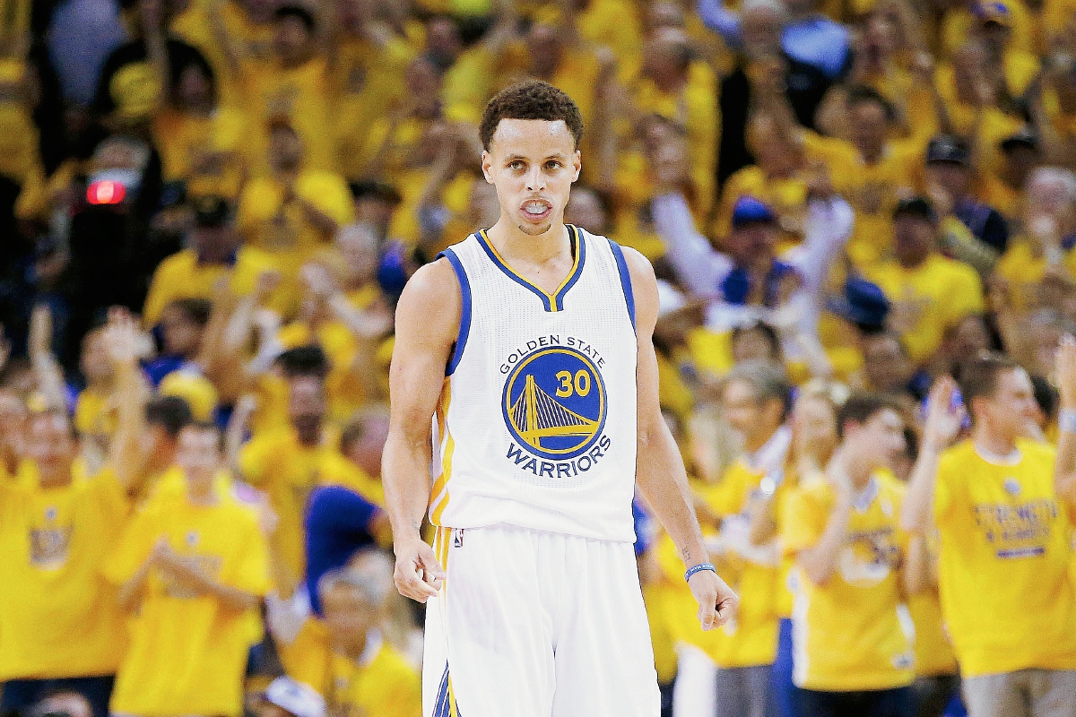 Stephen Curry se siente motivado y espera ganar el título con los Warriors. (Foto Prensa Libre: AFP)