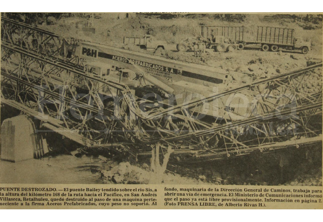 Vista del puente Bailey sobre el rio Sis destruido por una grúa en 1979. (Foto: Hemeroteca PL)
