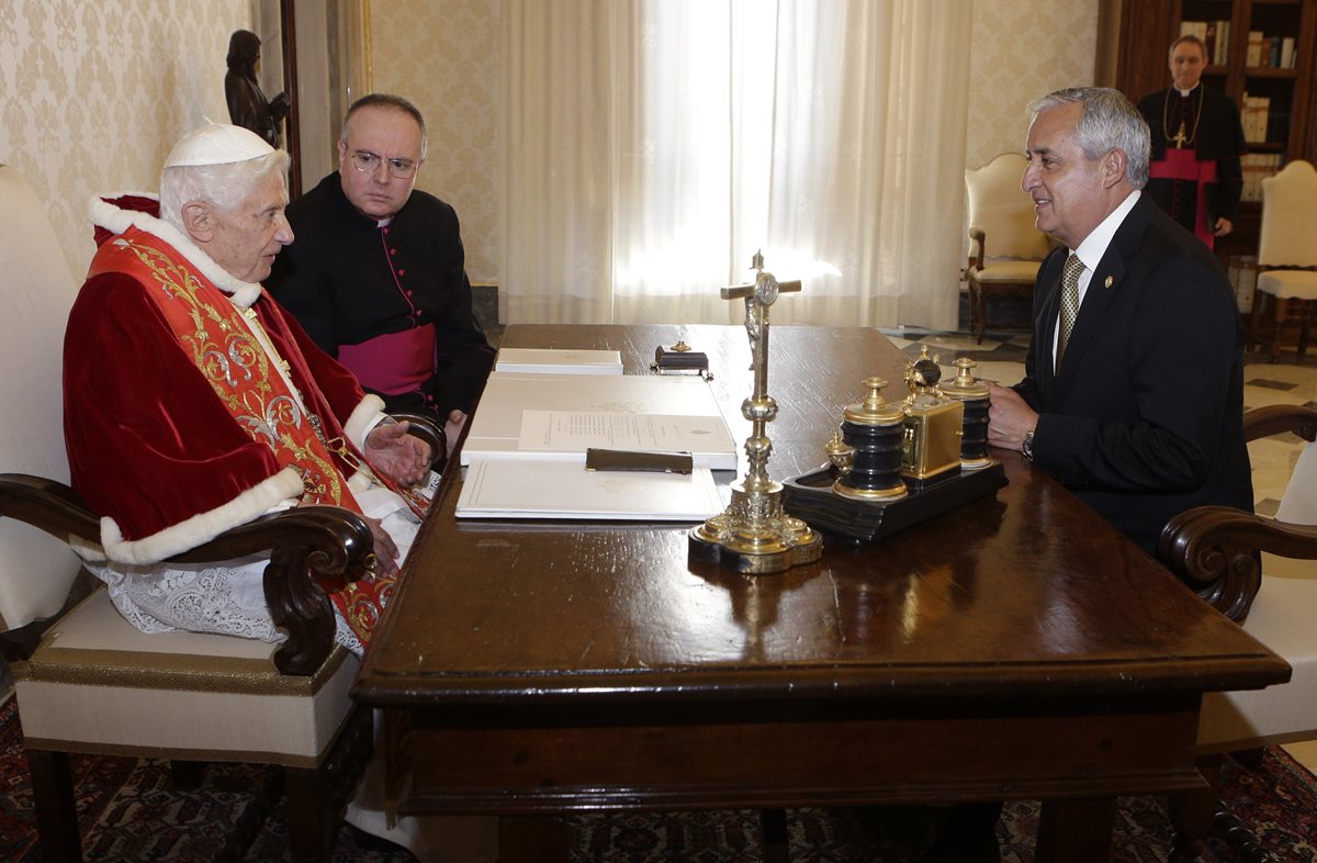 Otto Pérez Molina fue el último presidente de Latinoamérica que visitó a Benedicto XVI